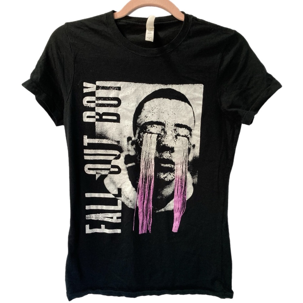 Fall Out Boy sz S Short Sleeve Tee Black Great Condition! 15115